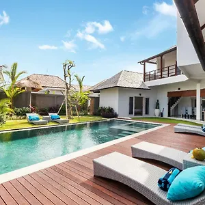 Hiburan 1 By Finder Villa Seminyak (Bali)